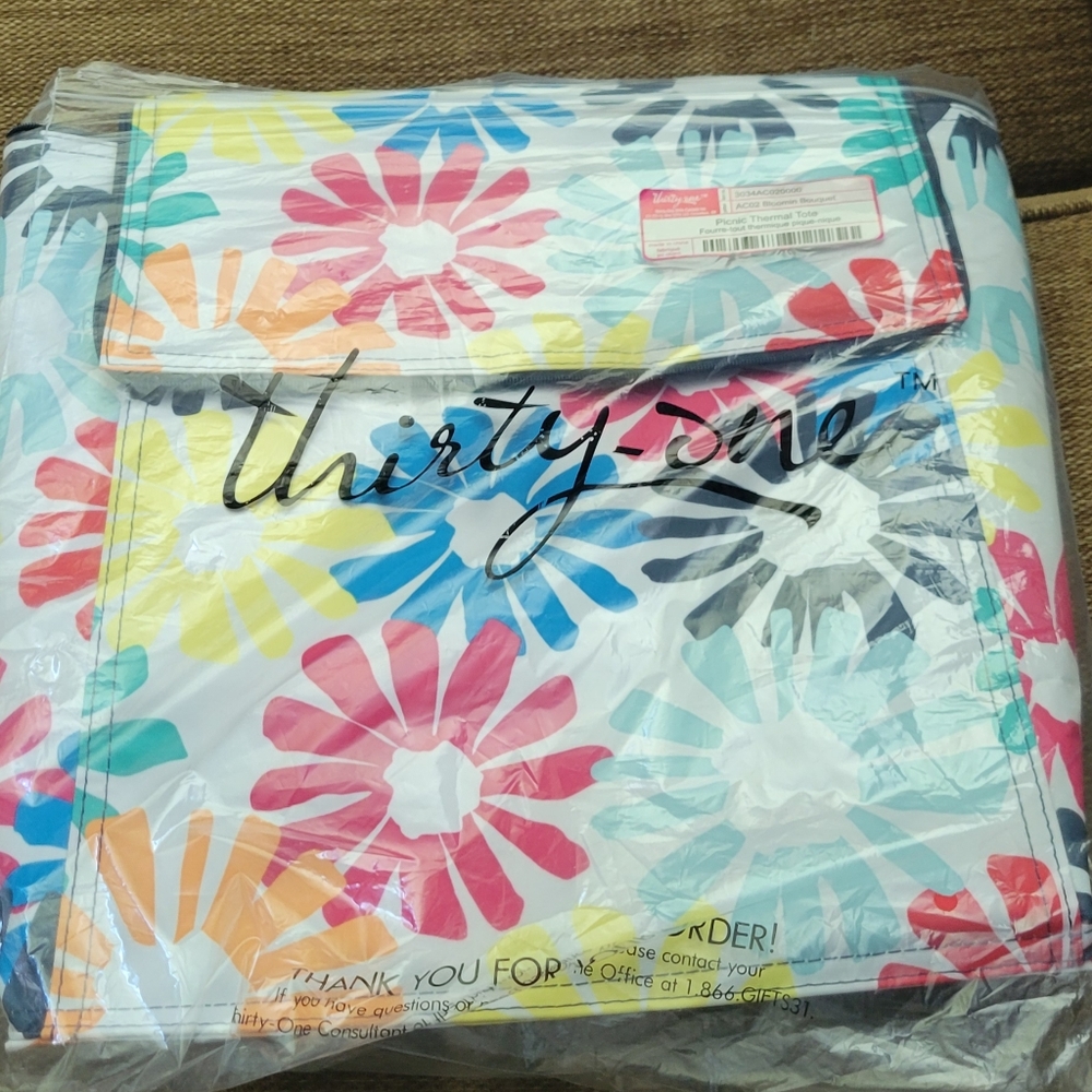 Thirty-one  Picnic Thermal Tote- Bloomin Bouquet
